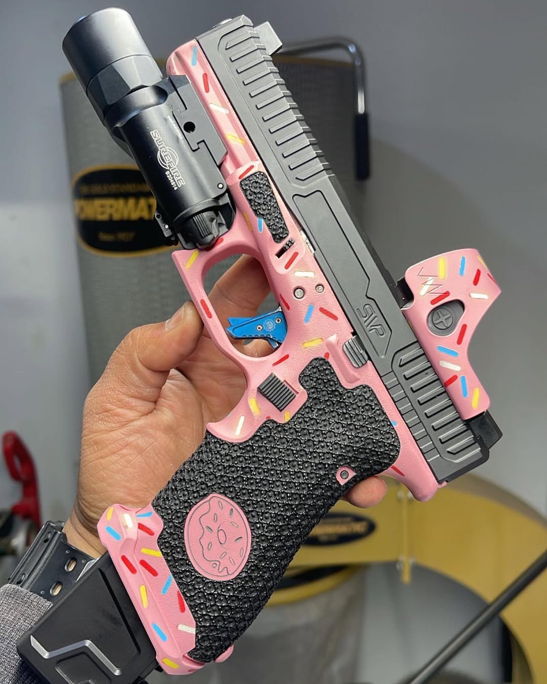 Candy Girl Glock 17 Gen 4 - Image 5